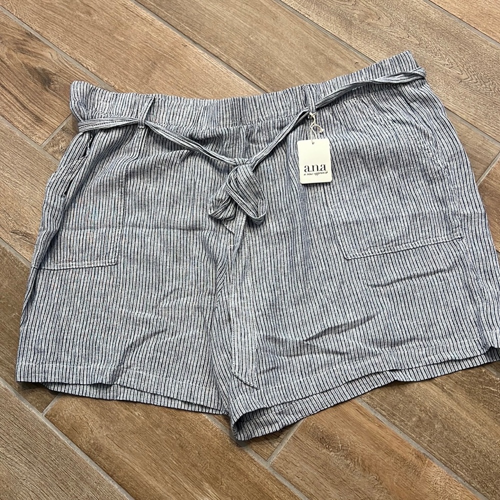 A.N.A. Plus size linen elastic waist shorts